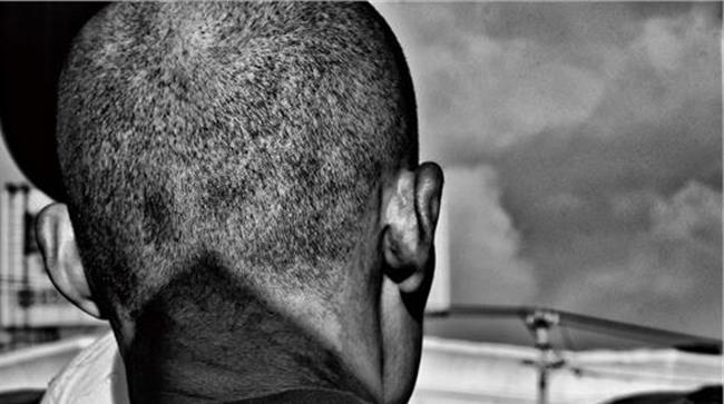 【开云电竞app下载安装】鼓舞士气!这些文艺界的战“疫”歌曲你听了吗(图3) 开云电竞app下载安装