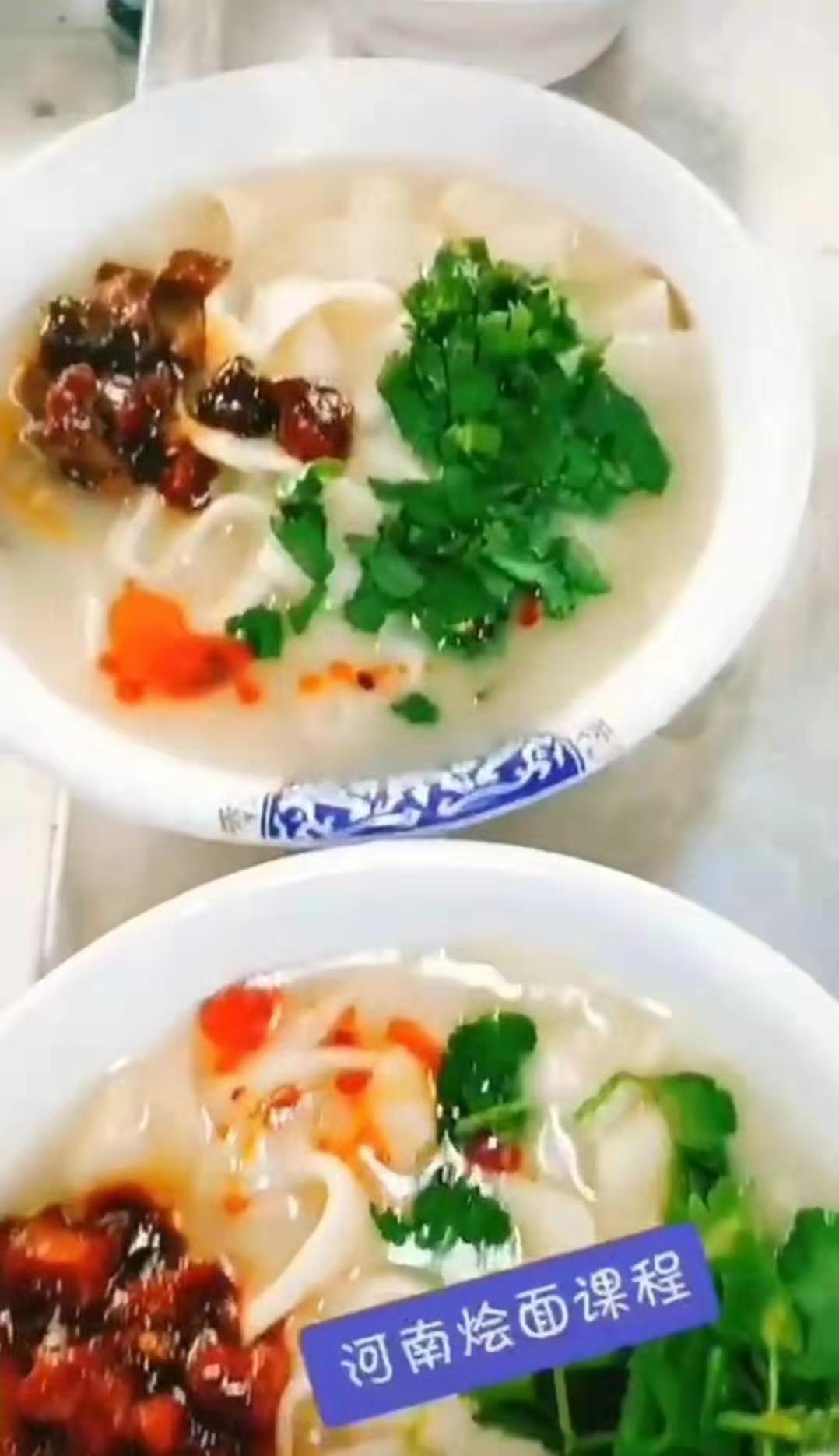 开云电竞-《老闺蜜》献礼新中国成立70周年 五大国宝级戏骨与时俱进华美绽放(图1) 开云电竞app下载安装