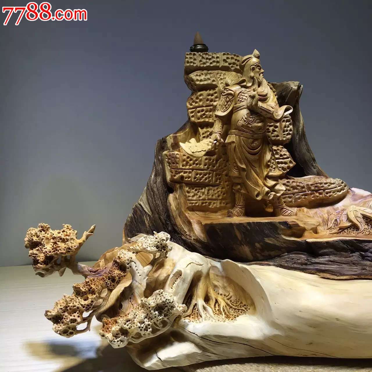 开云电竞app下载安装:墙面有裂缝怎么办?室内墙面裂缝修补方法(图1) 开云电竞app下载安装